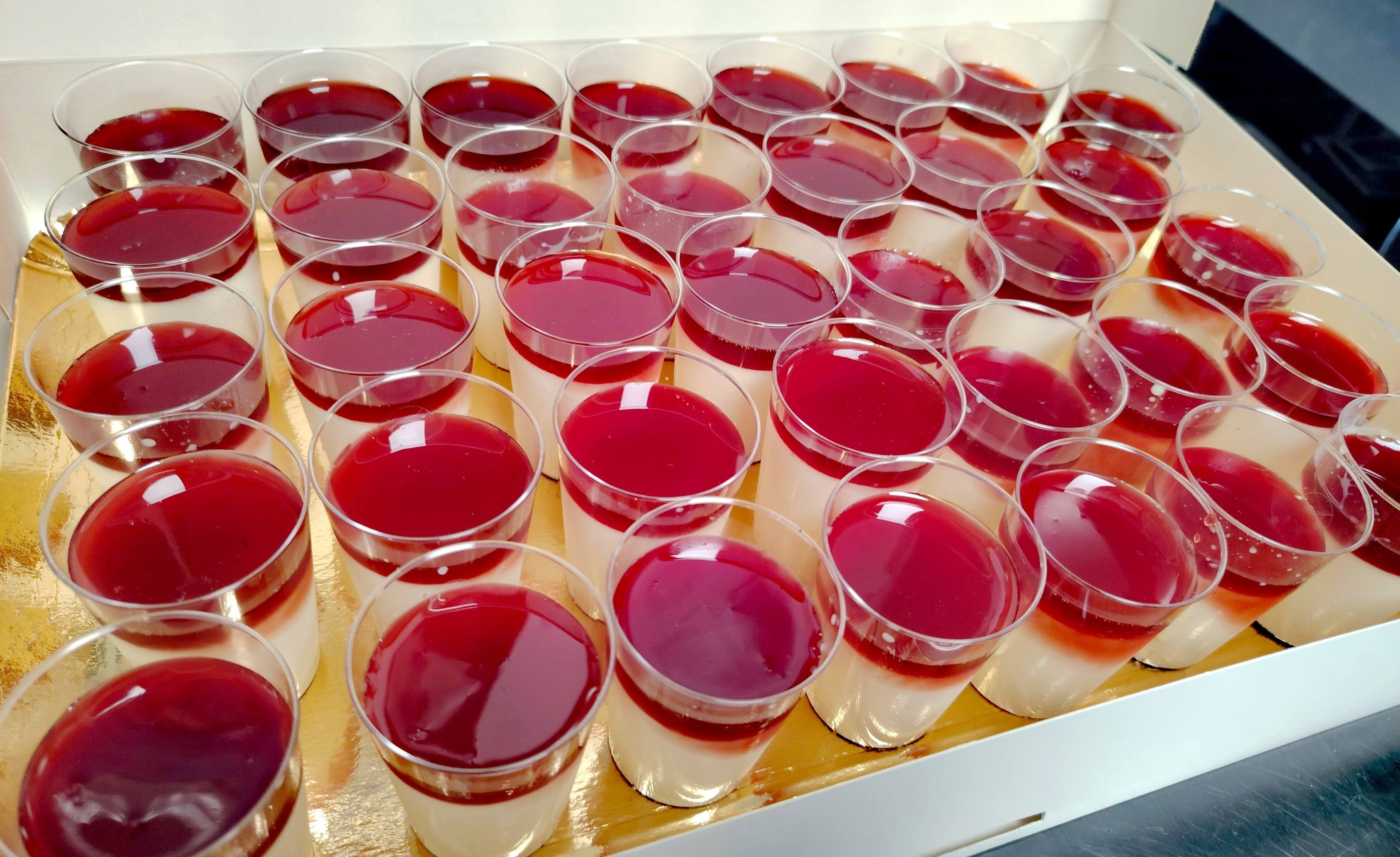 Verrines dessert pour buffet événementiel